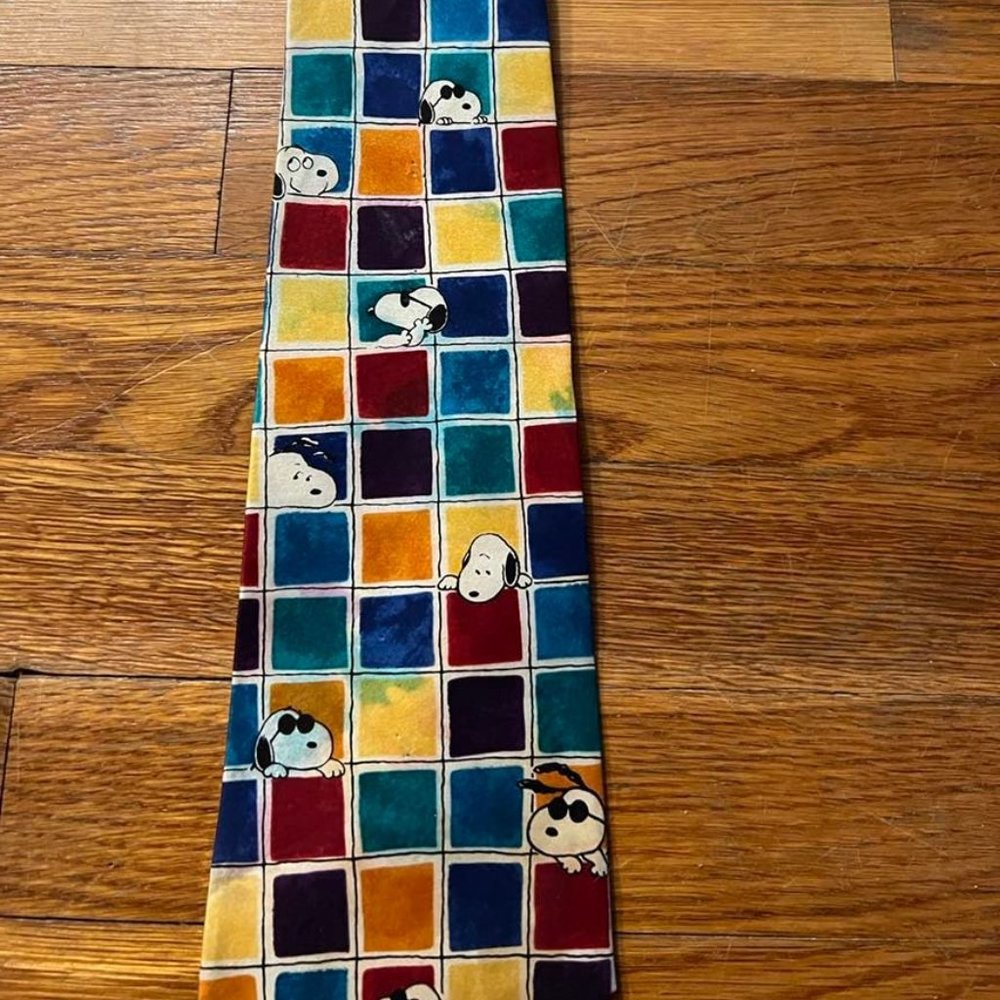 Rainbow Colored - Peanuts Snoopy Tie